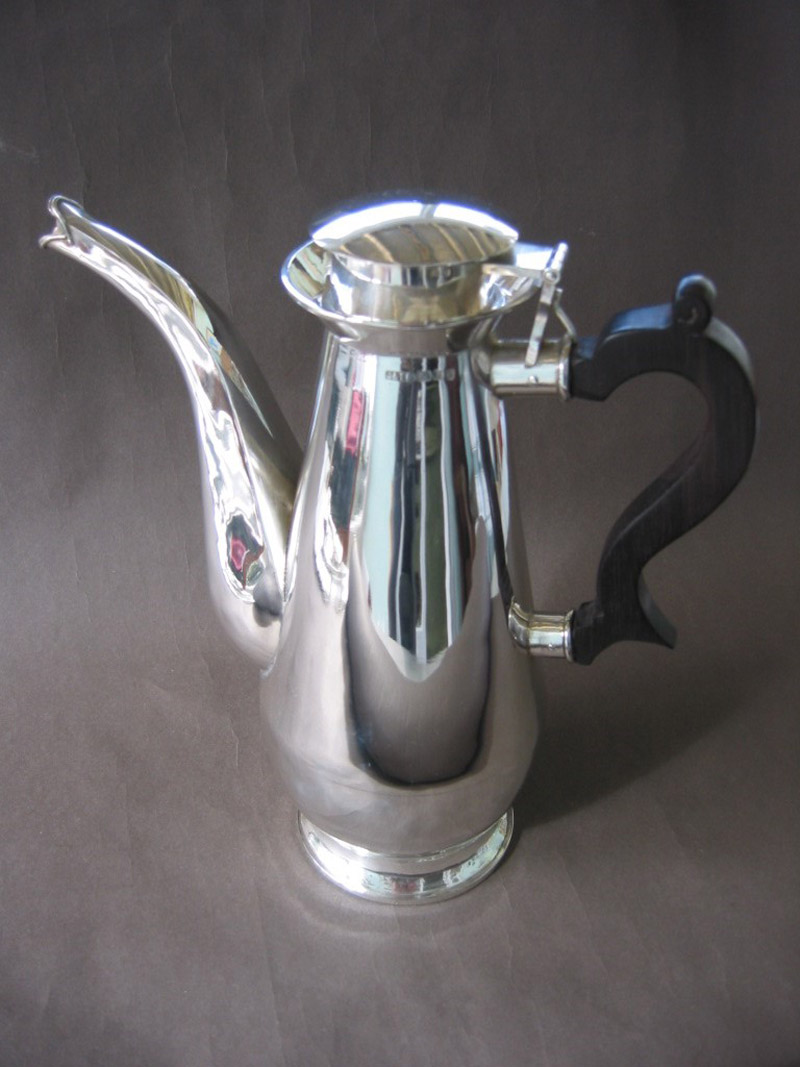 JHHG Coffeepot