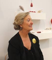 Lesley Craze