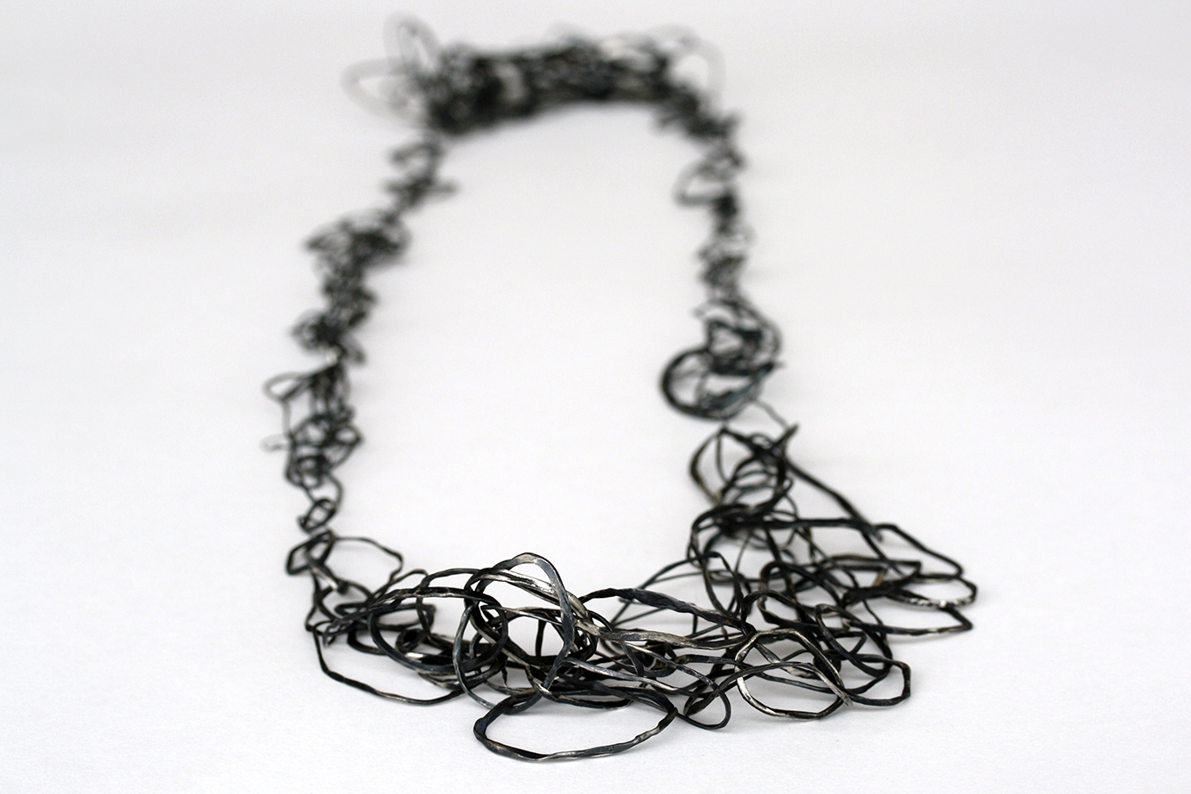 Uisge Necklage
