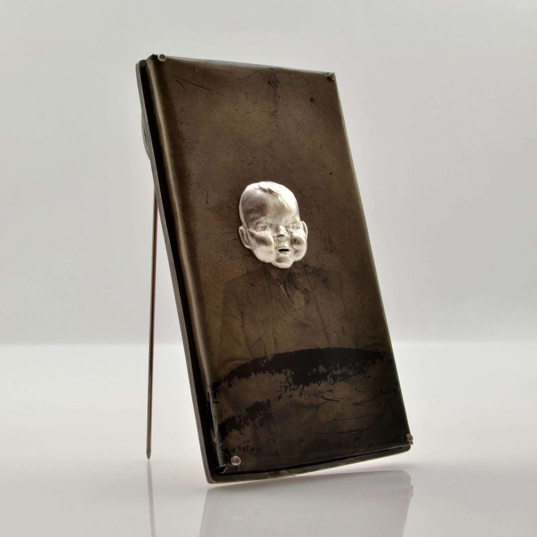 Kimberly Nogueira  shadow self