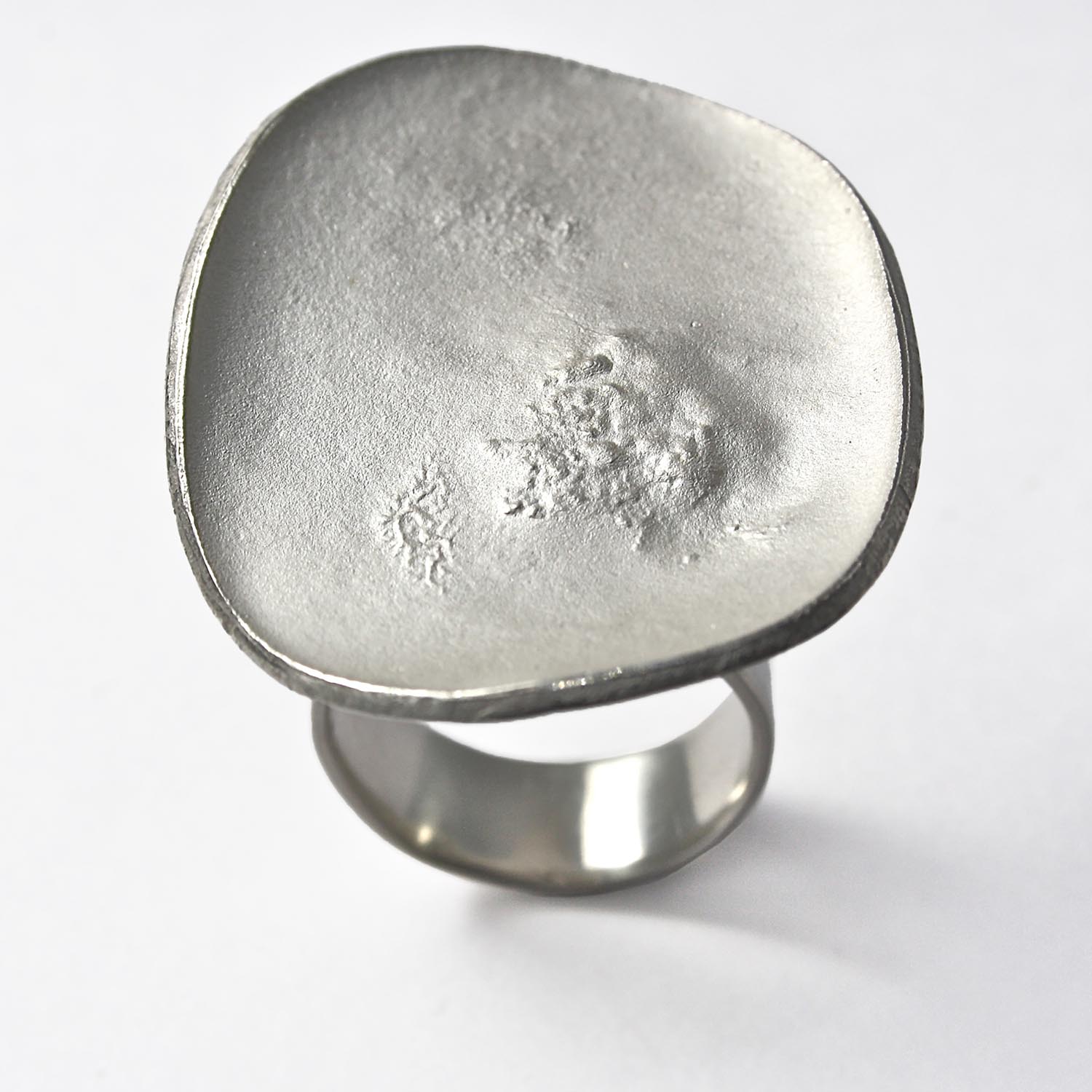 Meron Wolde Elevated Oval Ring